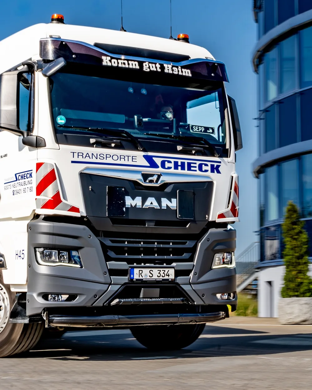 Scheck Transporte: 130 Bewerbungen für Fahrer, Werkstatt und Dispo rund um Neutraubling